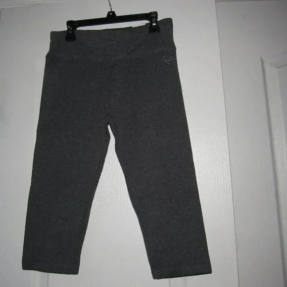 NWT JUSTICE Crop Gray Pull-On Pants Kids Size 10/12 Plus - Picture 1 of 5